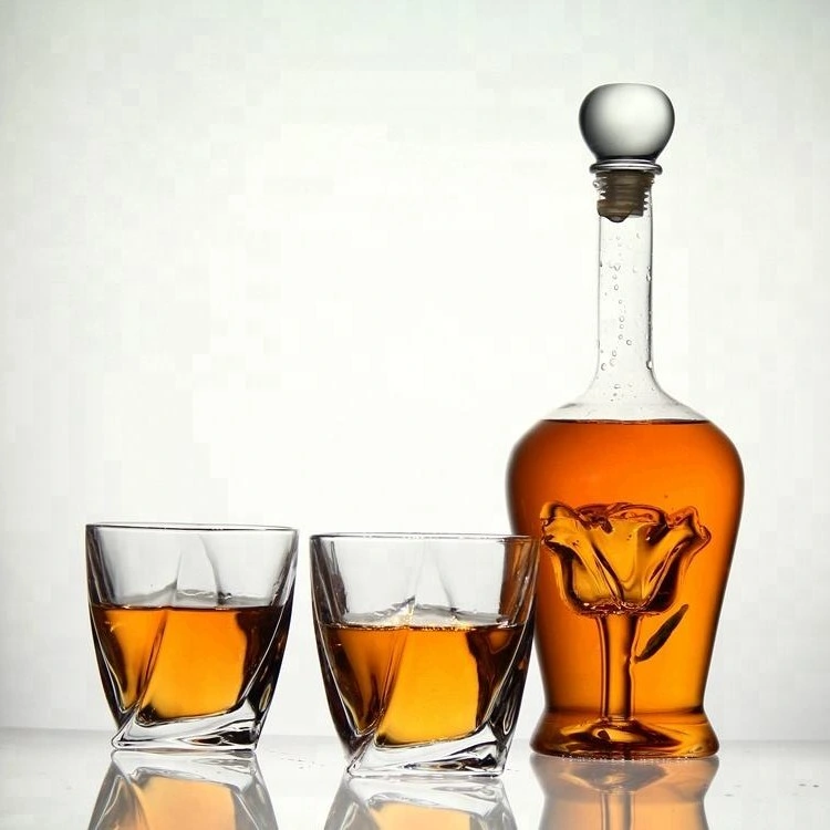 Whisky Decanter Set with Clear Whisky Glass in Set Flower Shaped in Side Glass Whisky Decanter with Cups